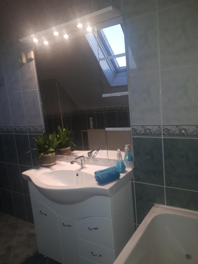 Hotel Baratsagos Haz Emelete à Debrecen Extérieur photo